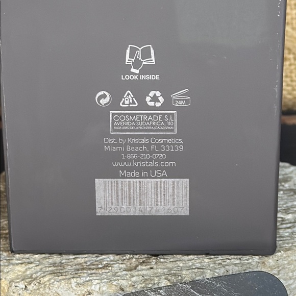 Kristals Cosmetics Rock Crystal‎ Cleansing Milk - Picture 8 of 12